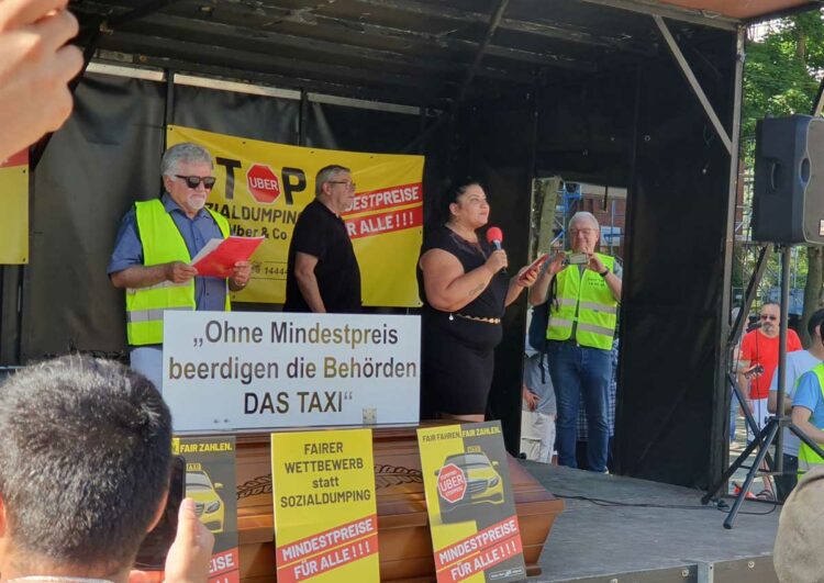 Nationaler Aktionstag TAXI: Protest in Dortmund