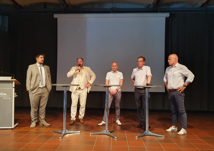 Wenn sich Politik und Behörde für das ÖPNV-Taxi interessieren…