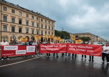 Münchner Protest-Demo mit gekauften Uber-Fahrern