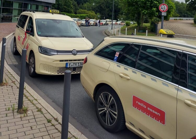 Essener Taxidemo 25-07-09