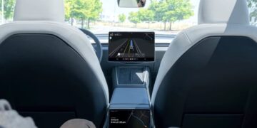 Tesla plant Einführung von Robotaxis in New York City