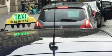 Taxifahrer streiken landesweit – auch für die Versicherten