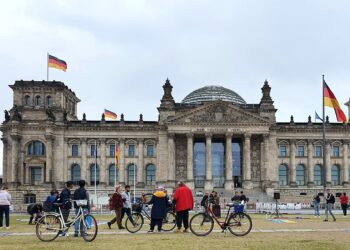 Fluktuation im Verkehrsausschuss: 161 Personen in drei Wahlperioden