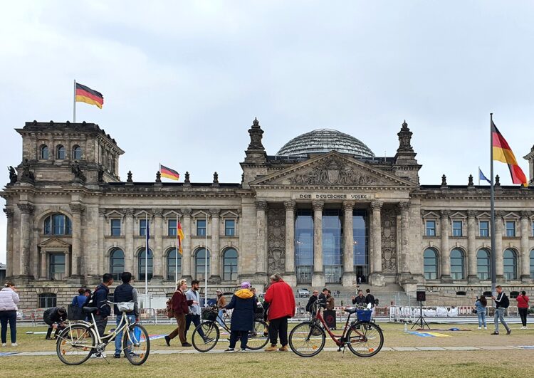 Fluktuation im Verkehrsausschuss: 161 Personen in drei Wahlperioden