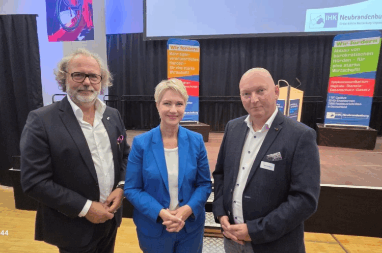 Schwierige Lage: Taxi-Dialog mit Ministerpräsidentin Schwesig