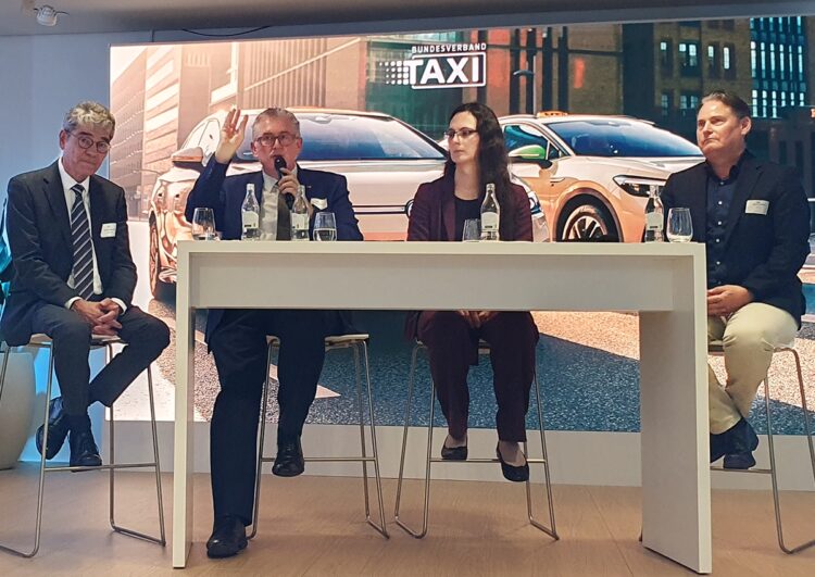 Parlamentarischer Abend: SPD-Politiker bringt Taxler in Rage