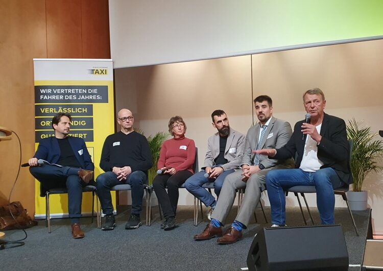 Linienverkehr und Taxi brauchen Paartherapie