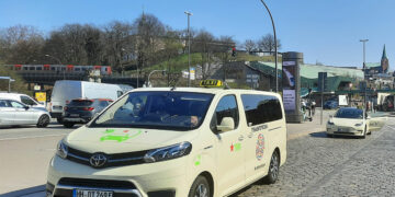 Hamburger Unternehmer ermöglichen Spontanvermittlung von Inklusionstaxis