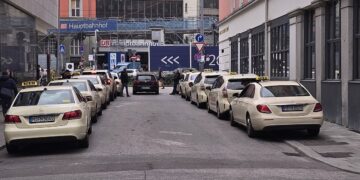 Taxizentrale ändert Vermittlung der Bahntaxi-Fahrten