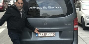 Beitragsfoto: Uber-Fahrer in Antwerpen. Foto: Wim Faber