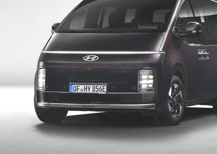 Endlich: Großraumtaxi bekommt zur Optik passende Antriebvariante