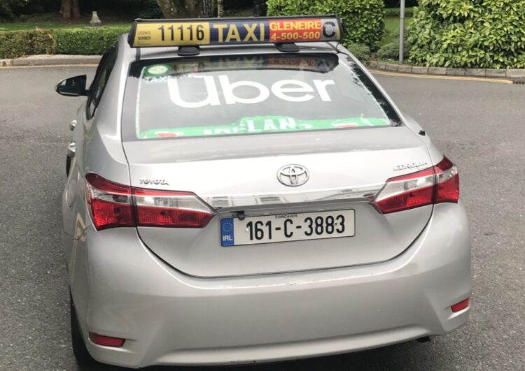 Uber zielt auf weitere Deregulierung des irischen Taximarkts