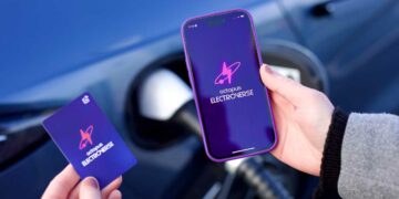 Kooperation für günstigeren E-Taxi-Ladestrom