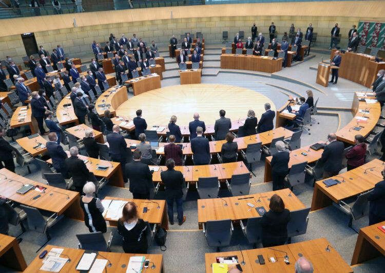 Land NRW unterstützt Kommunen für fairen Wettbewerb in der Personenbeförderung