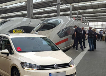 Bahntaxi wird einfacher und nimmt alle mit, auch ohne digitale Anbindung