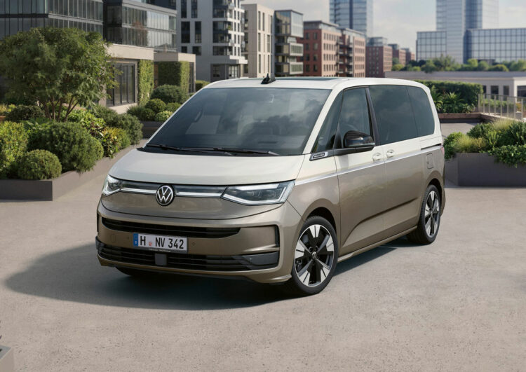 Neue Shuttle-Bestuhlungen und Updates bei Volkswagen Nutzfahrzeuge