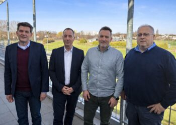 Taxi Deutschland reagiert auf Frankfurter Uber-Deal