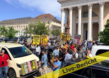 Bilder von der Karlsruher Taxi-Demo