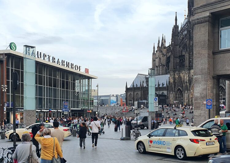 Köln schafft Degression ab und erweitert Tarifkorridor nach unten