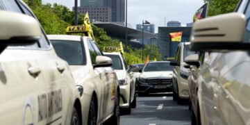 Die dreifache Frankfurter Taxidemo