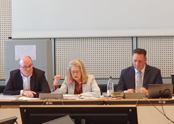 MBE für Berlin: Es brennt, doch Bonde wartet weiter ab