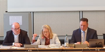 MBE für Berlin: Es brennt, doch Bonde wartet weiter ab