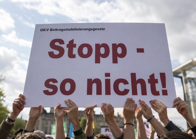 Warnung: GKV-Reform drängt Taxi- und Fahrdienstbranche aus dem Markt