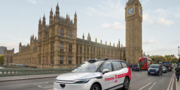 Großbritannien bleibt Vorreiter bei Gesetzgebung und Einsatz autonomer Fahrzeuge