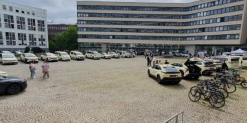 Hamburger E-Taxentag: Auf Tuchfühlung mit der Behörde