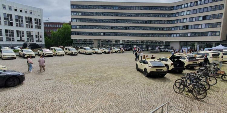 Hamburger E-Taxentag: Auf Tuchfühlung mit der Behörde