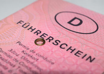 Digitale Führerschein-Kontrolle über den Taxameter