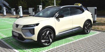 Mitsubishi bringt zwei Modelle als Taxi auf den Markt