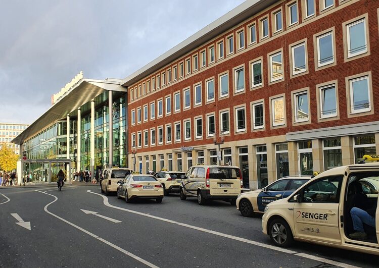 Münster will Taxigewerbe stärken – Mindestpreise dennoch vorerst vom Tisch